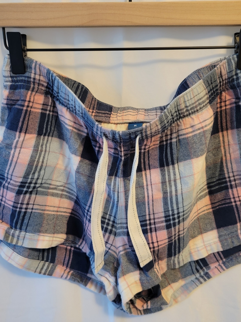 Pink and Navy Plaid Flannel Shorts - M